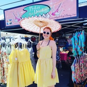 Retro rockabilly yellow gingham dress with pockets